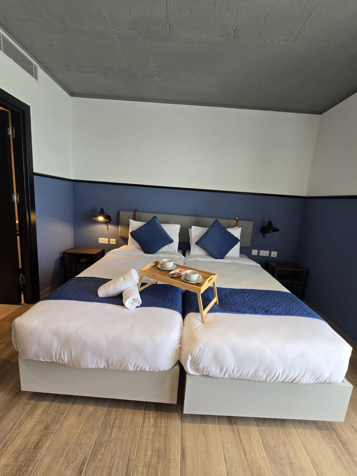 South32 Hotel บีร์เซบบูจา ภายนอก รูปภาพ
