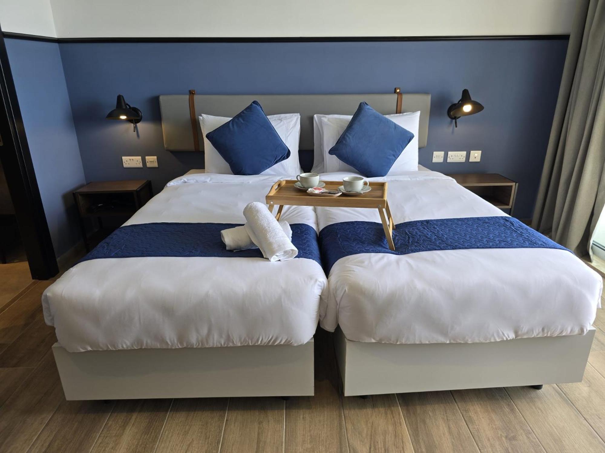 South32 Hotel บีร์เซบบูจา ภายนอก รูปภาพ
