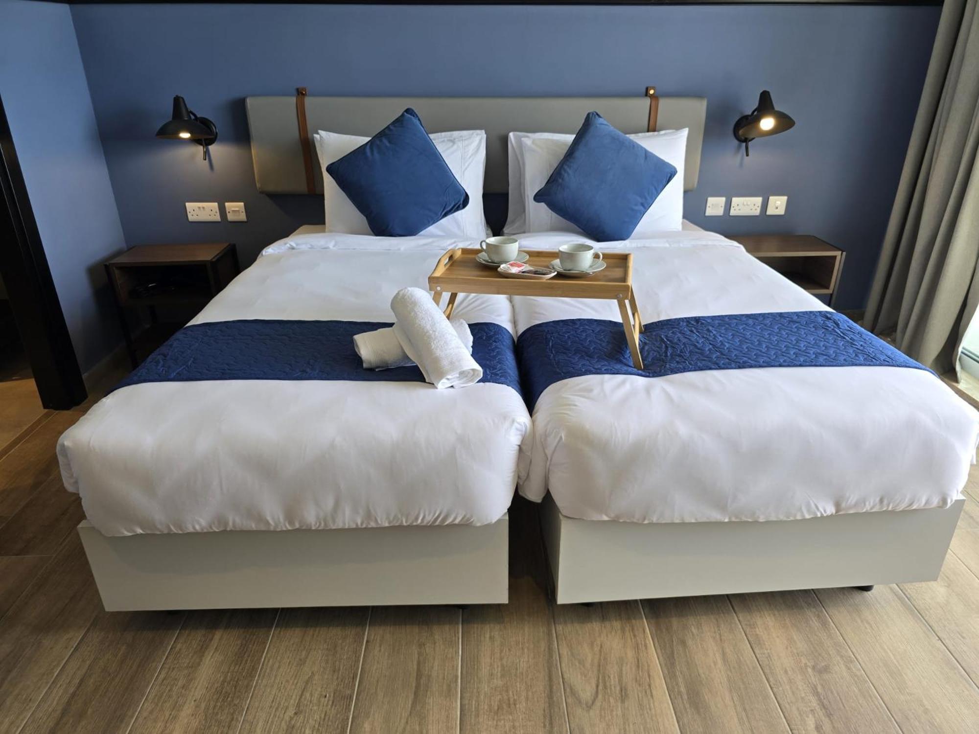 South32 Hotel บีร์เซบบูจา ภายนอก รูปภาพ
