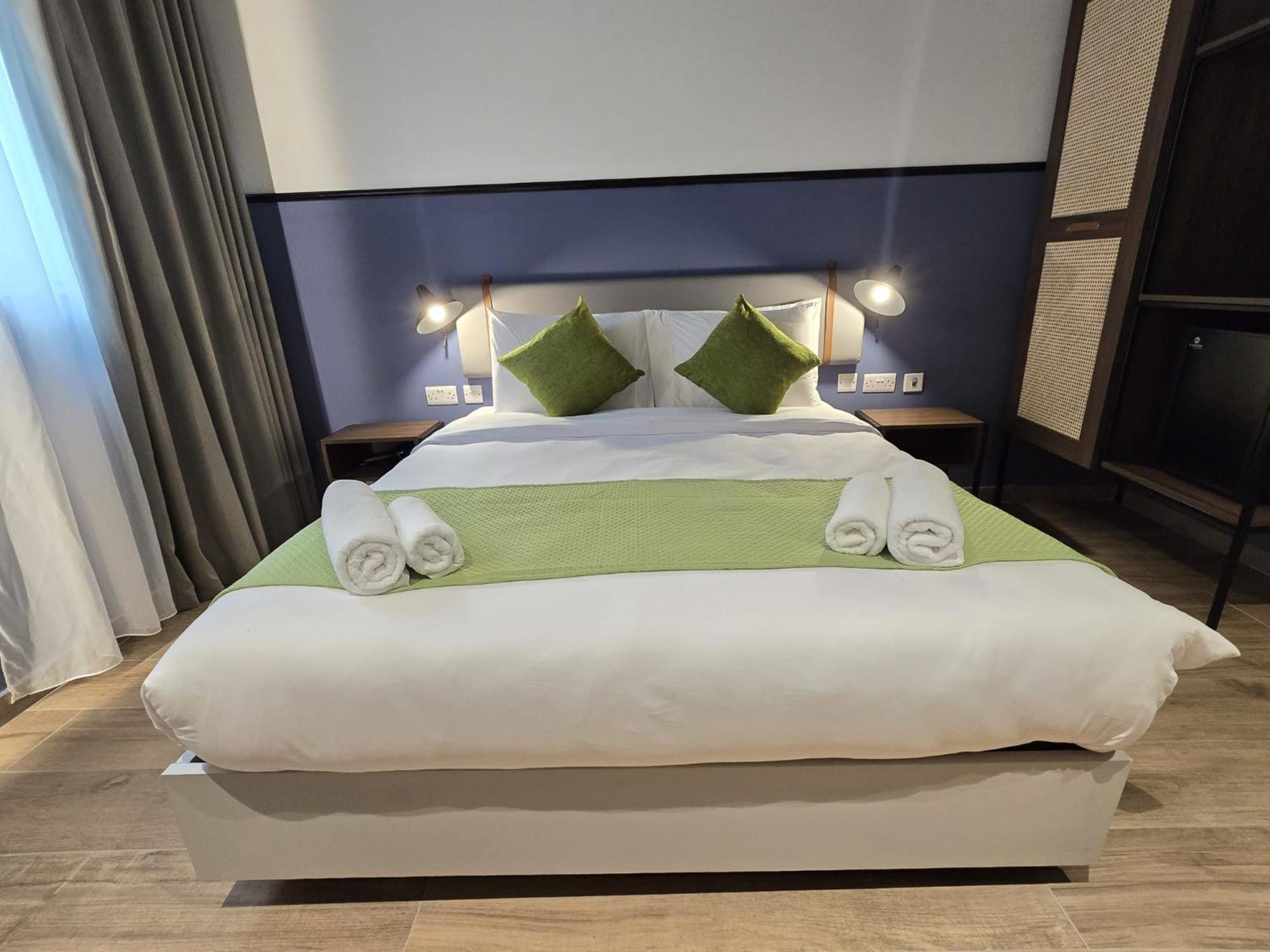 South32 Hotel บีร์เซบบูจา ภายนอก รูปภาพ