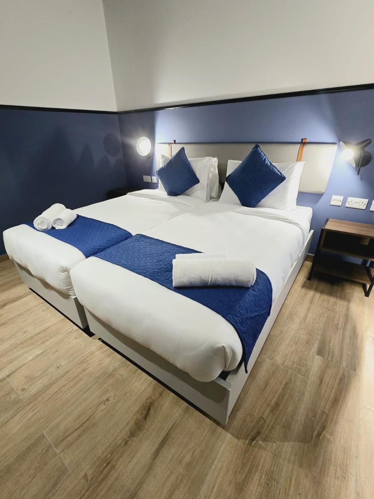 South32 Hotel บีร์เซบบูจา ภายนอก รูปภาพ