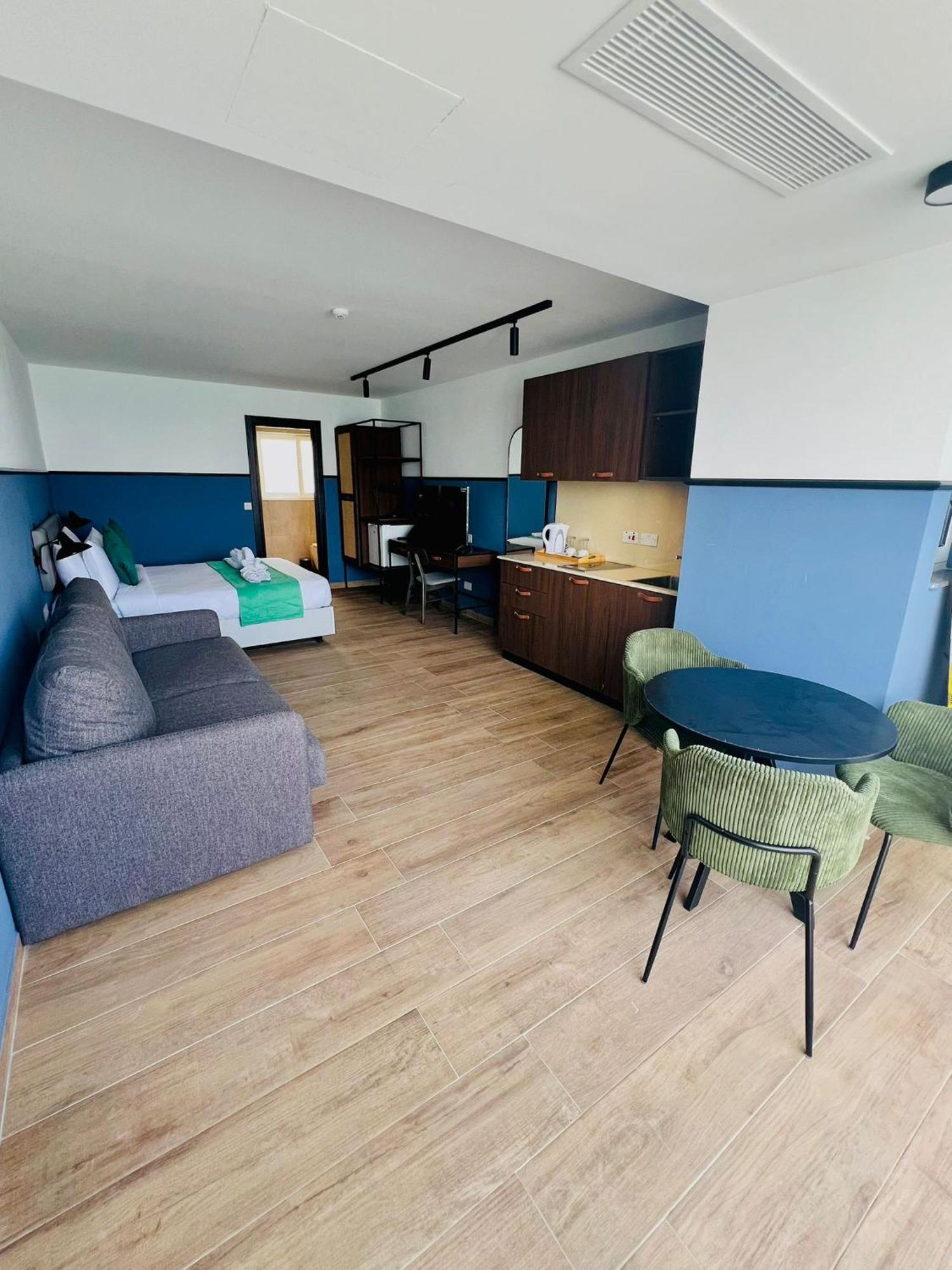 South32 Hotel บีร์เซบบูจา ภายนอก รูปภาพ