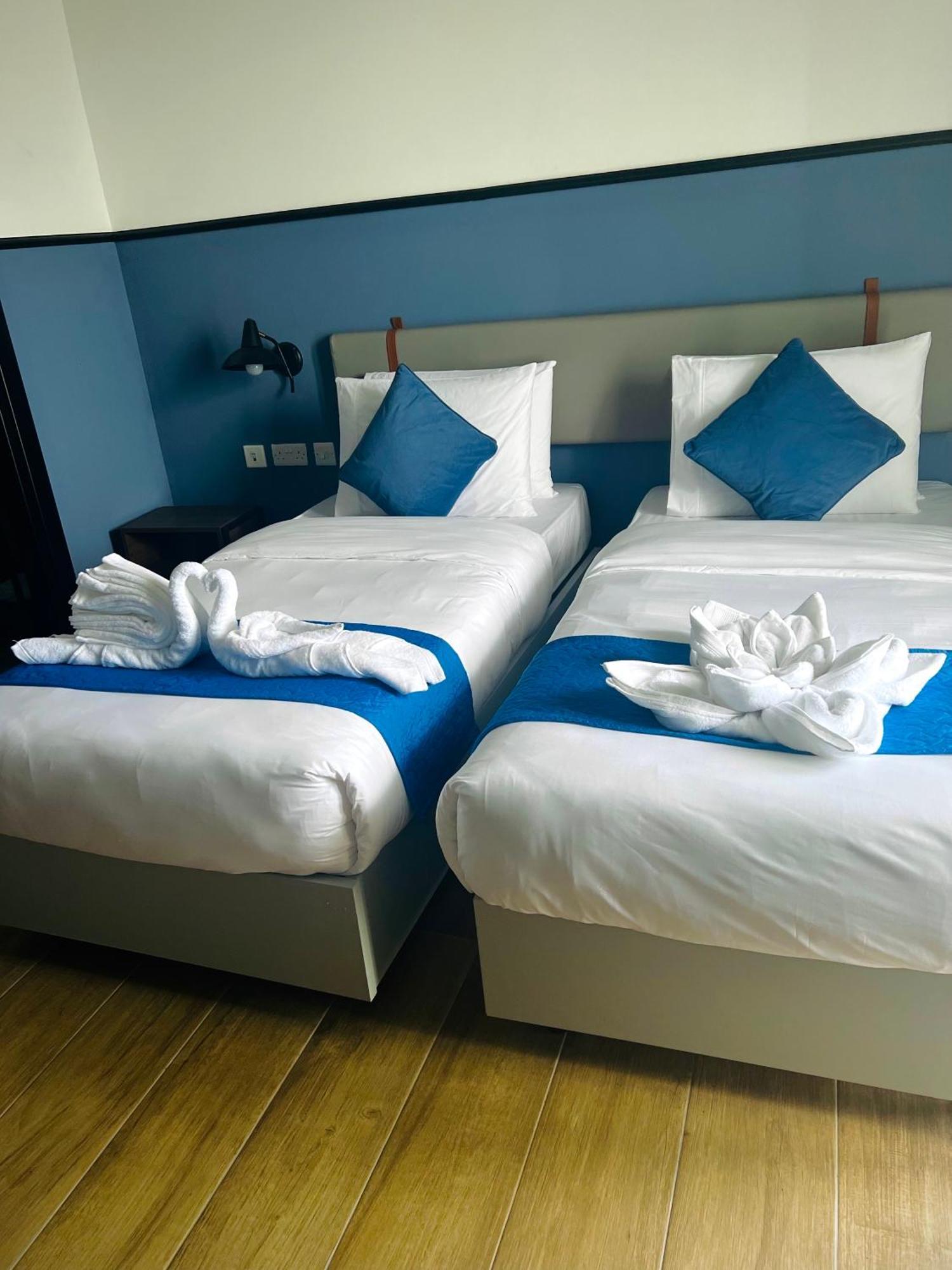 South32 Hotel บีร์เซบบูจา ภายนอก รูปภาพ